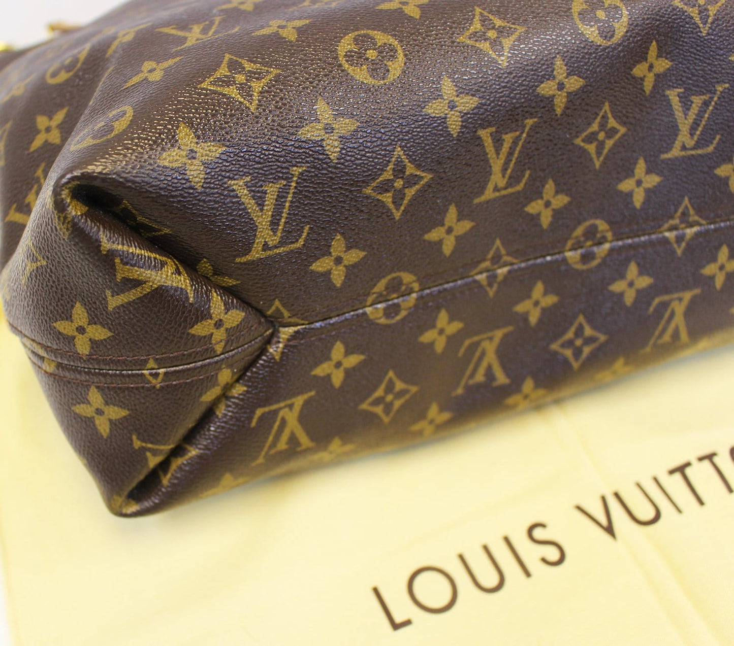 LOUIS VUITTON  Shoulder Bag Monogram Canvas Sully MM Brown