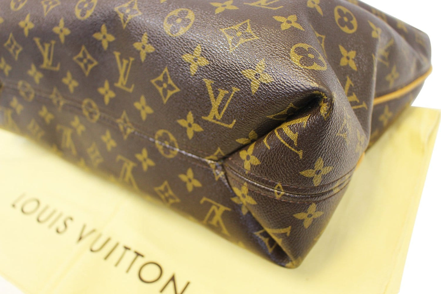 LOUIS VUITTON  Shoulder Bag Monogram Canvas Sully MM Brown