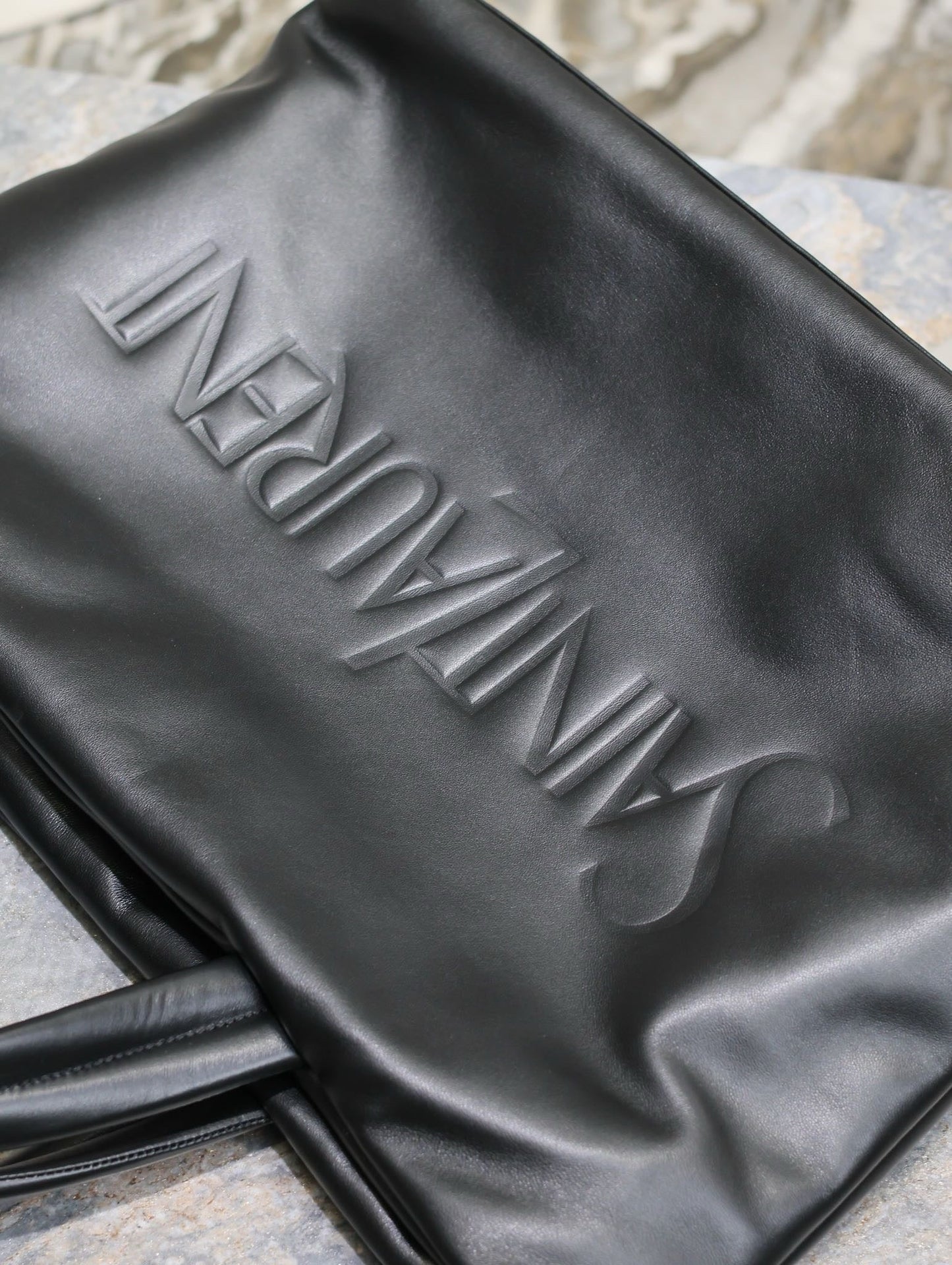 YSK300 Saint Laurent Tote in Nappa Lambskin / HIGHEST QUALITY VERSION / 16.1–19.7 x 16.9 x 6.7 inches