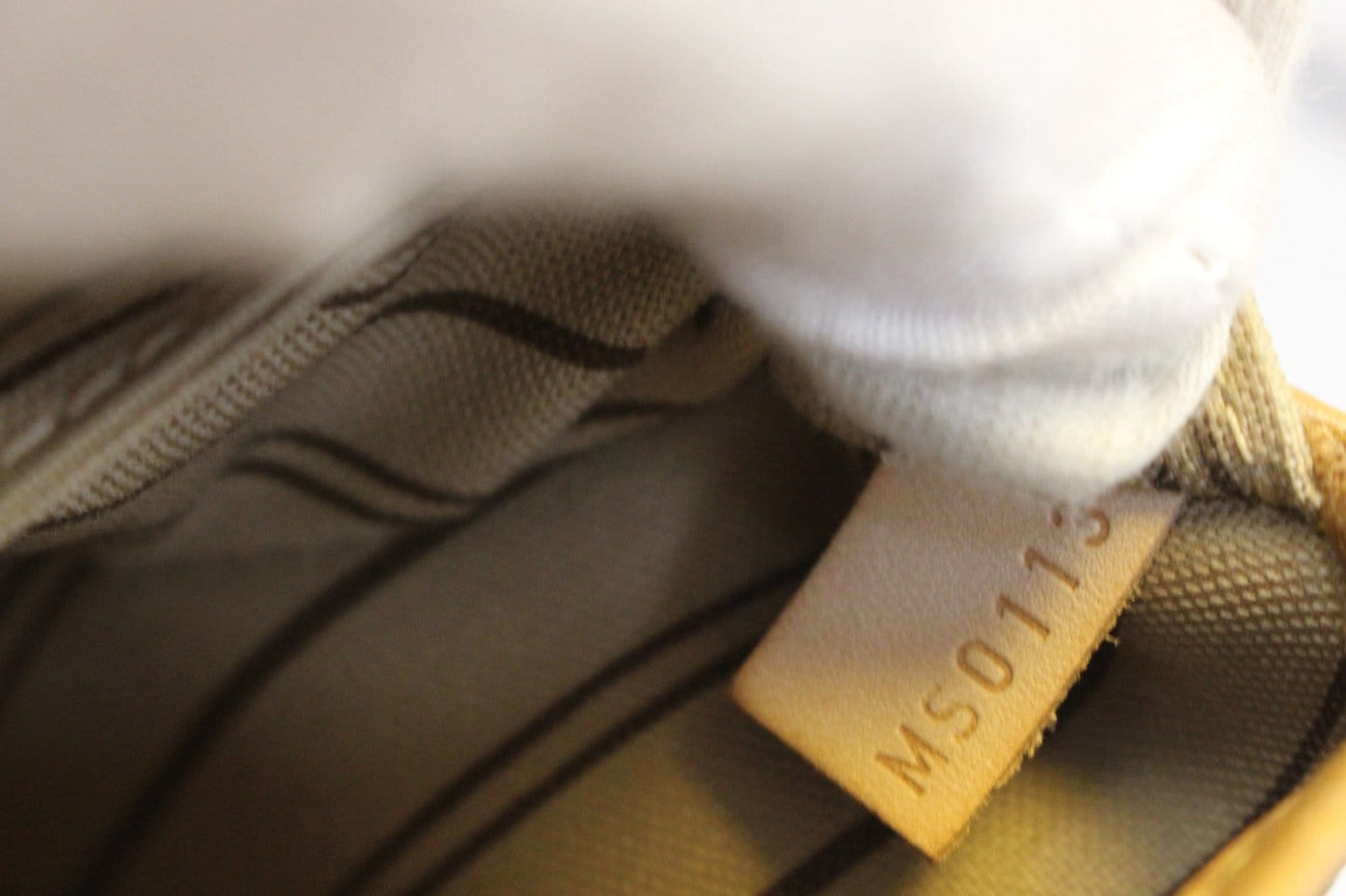 LOUIS VUITTON Monogram Canvas Neverfull MM Shoulder Bag