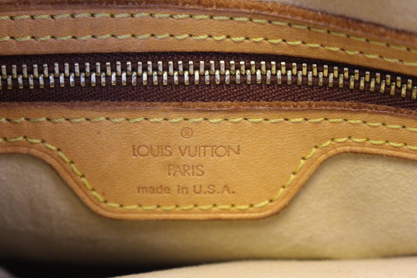 LOUIS VUITTON Monogram Canvas Looping GM Brown Shoulder Bag