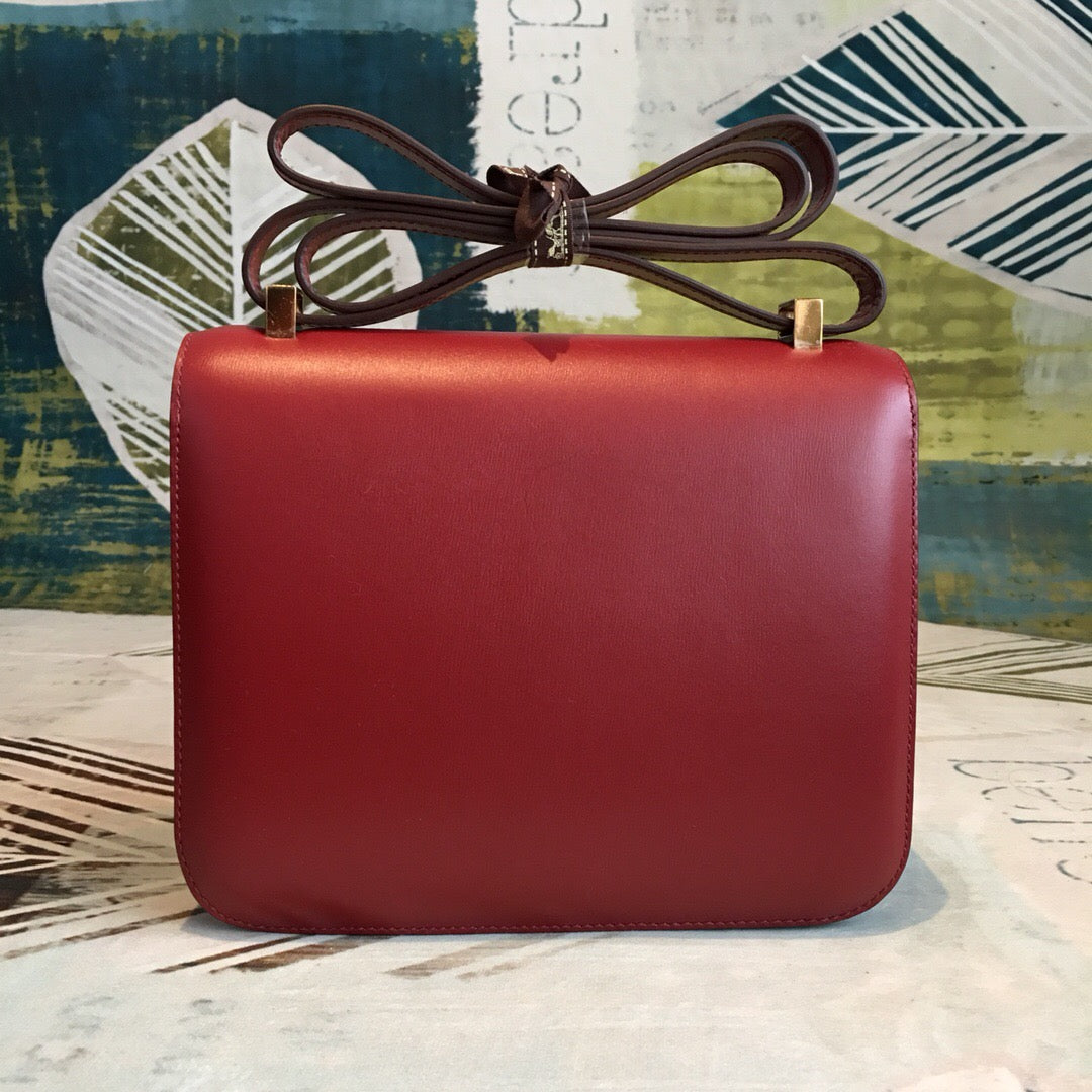 Top Quality Constance Burgundy For Women Gold Toned Hardware 9.5in/24cm