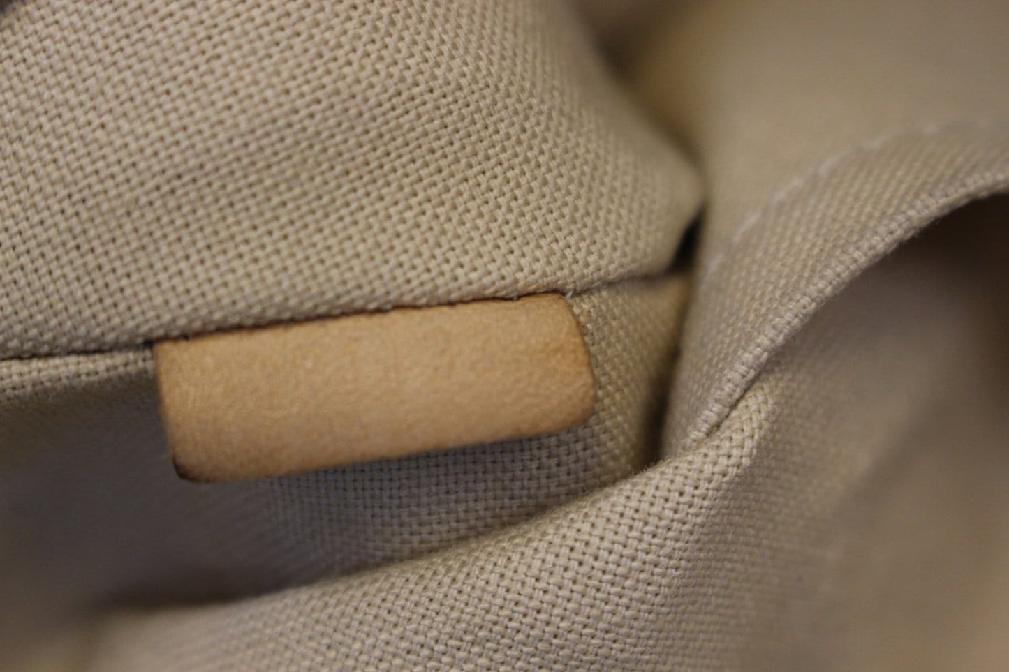 LOUIS VUITTON Damier Azur Siracusa GM Shoulder Handbag