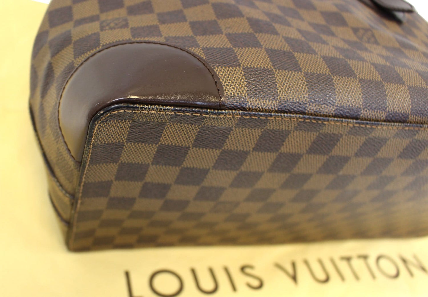 LOUIS VUITTON Damier Ebene Hampstead MM Shoulder Handbag