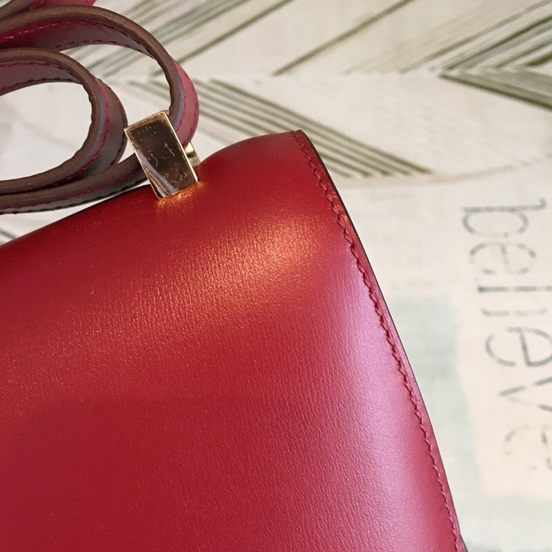 Top Quality Constance Burgundy For Women Gold Toned Hardware 9.5in/24cm