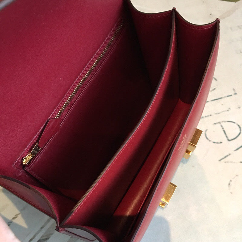 Top Quality Constance Burgundy For Women Gold Toned Hardware 9.5in/24cm