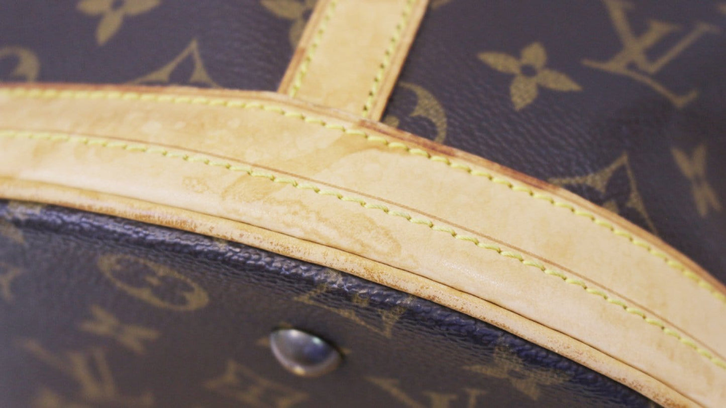 LOUIS VUITTON Monogram Canvas Brown Bucket GM Shoulder Bag