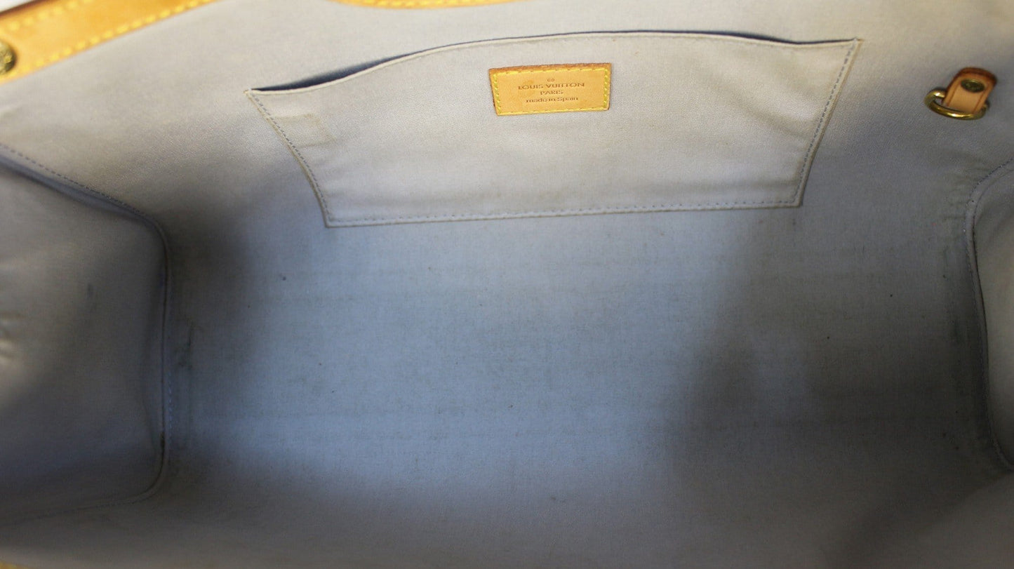 LOUIS VUITTON Cream Vernis Leather Roxbury Drive Shoulder Bag