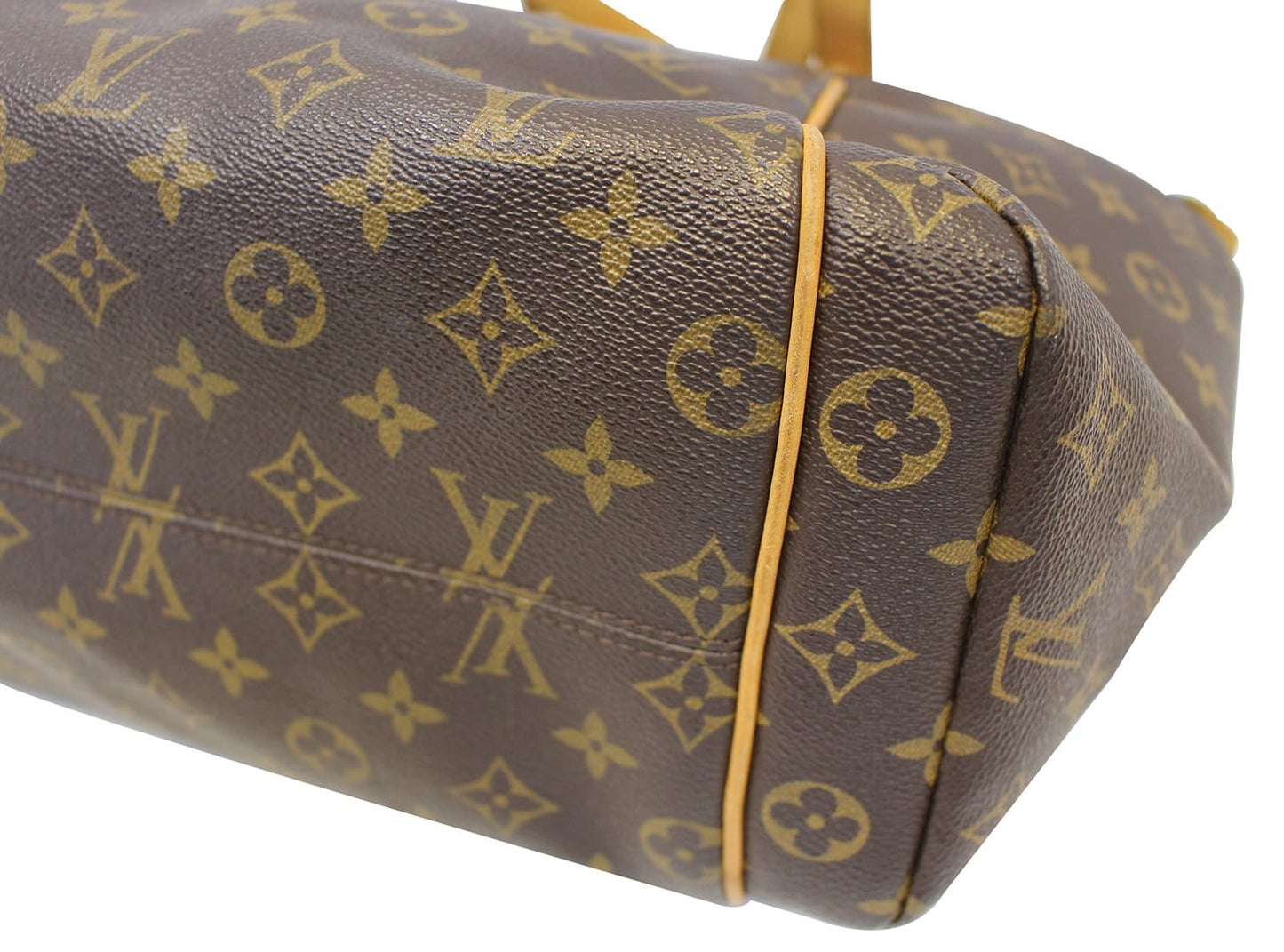 LOUIS VUITTON Shoulder Bag  Monogram Canvas Totally MM Brown