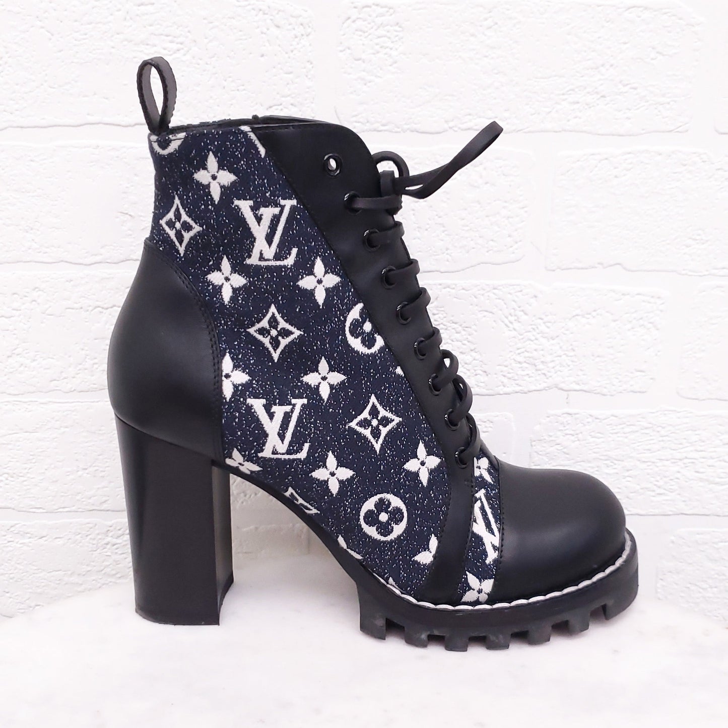 LOUIS VUITTON DENIM AND LEATHER LOGO BOOTS WITH BLOCK HEEL - SIZE 39