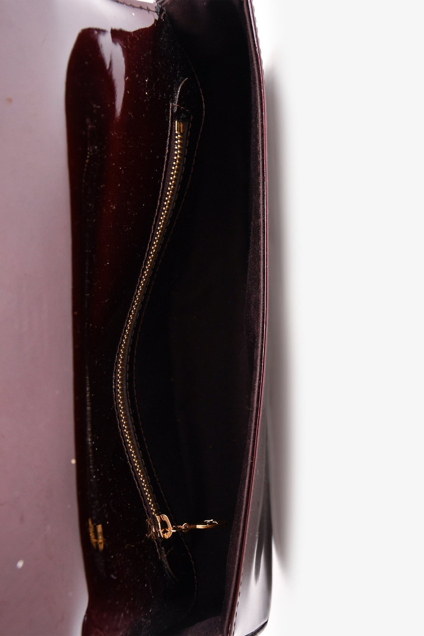 Louis Vuitton 2010 Burgundy Vernis Sobe Clutch