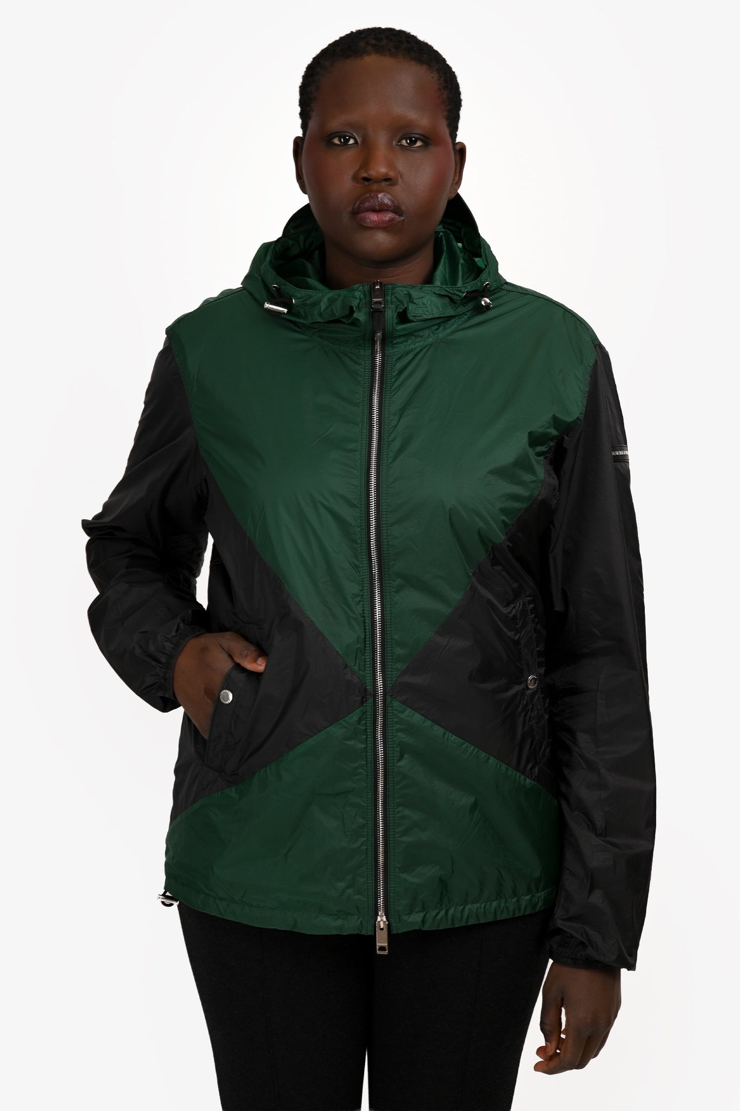 Burberry Green/Black Hooded Windbreaker Jacket Size 52 Mens