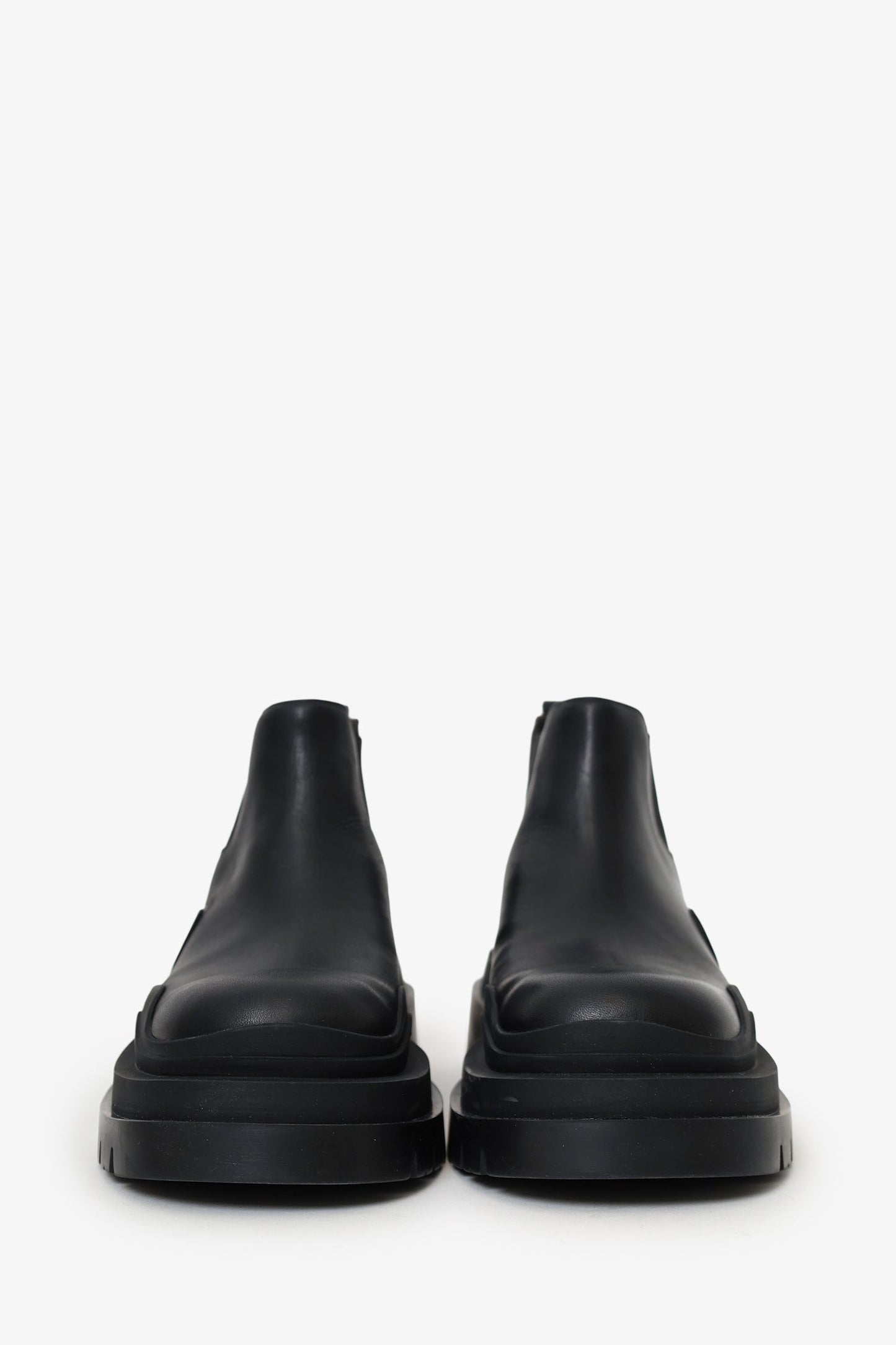 Bottega Veneta Black Leather Tire Chelsea Boots Size 38