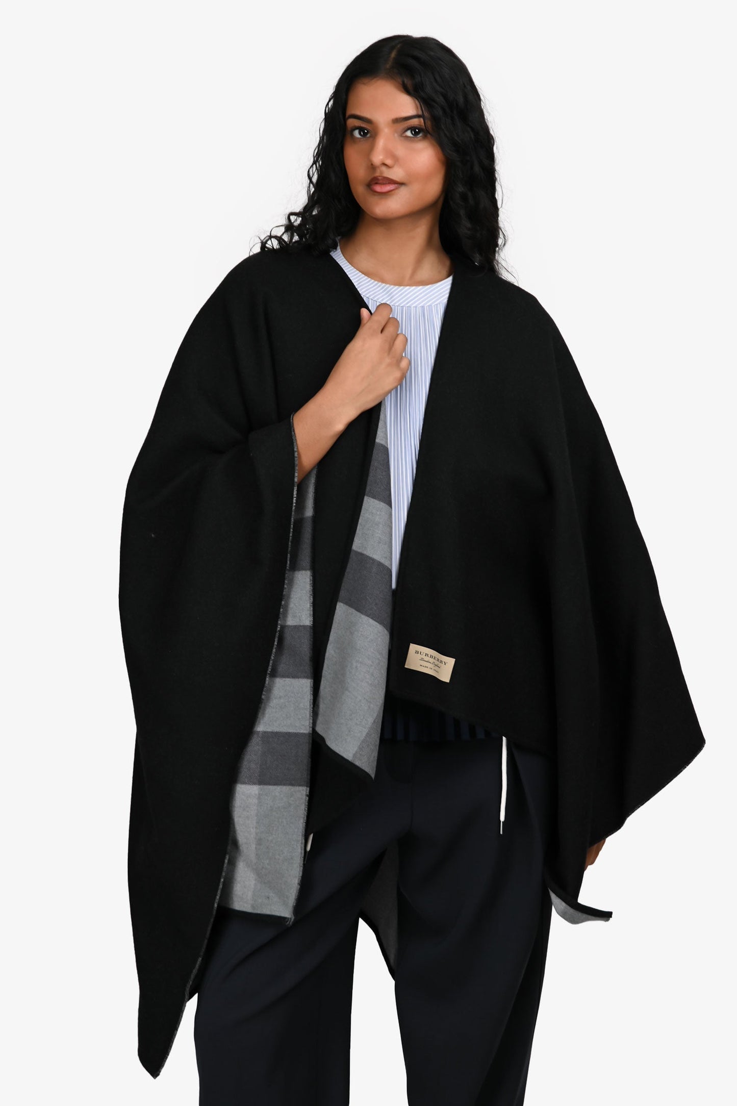 Burberry Black/Grey Ho  Check Wool Shawl