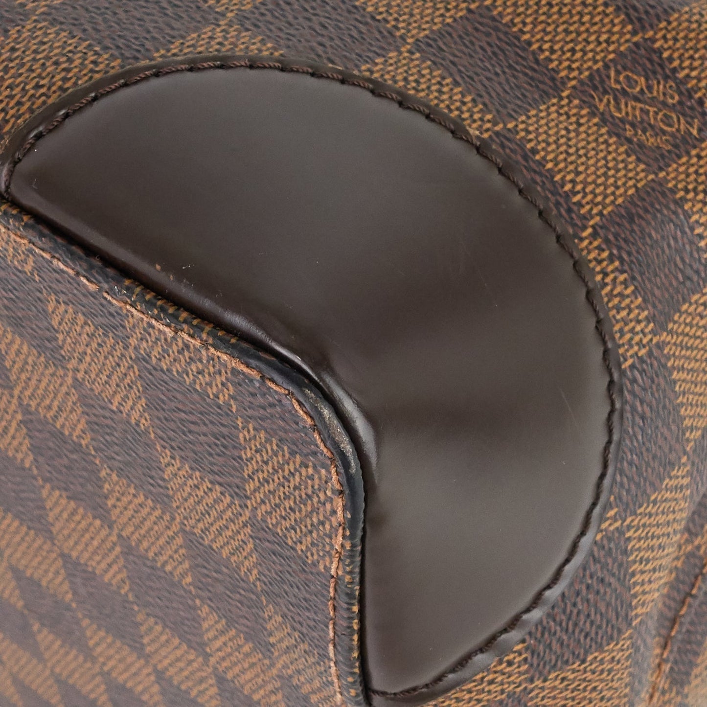 LOUIS VUITTON Hampstead MM Damier Ebene Canvas Bag