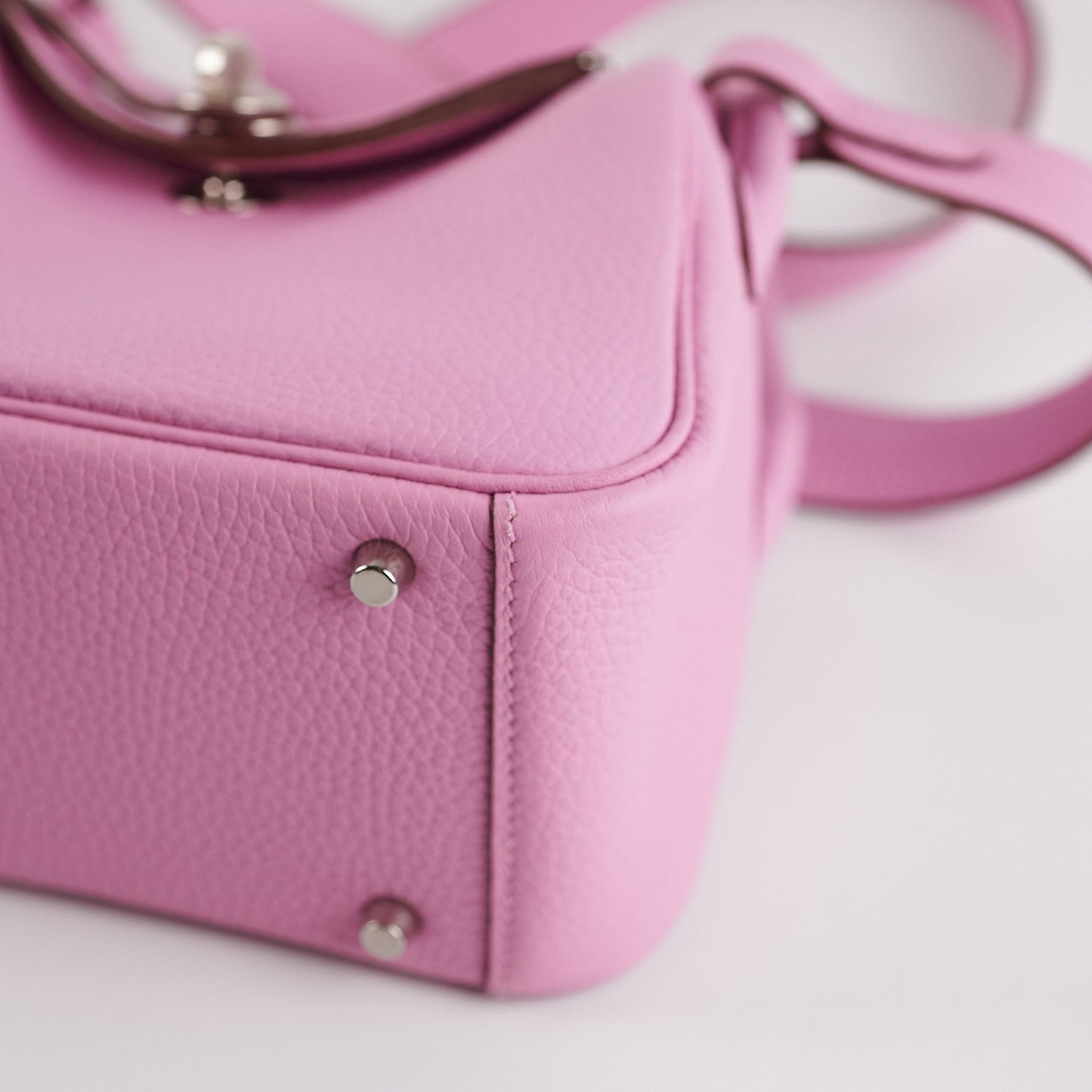 Hold Hermes Mini Lindy Clemece Mauve Sylvestre Stamp U (2022)