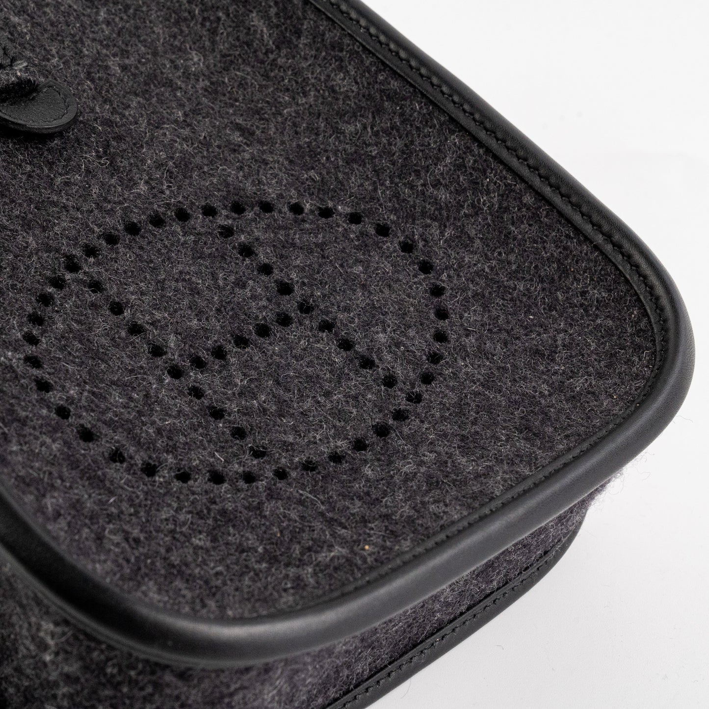 Hermes TPM Mini Evelyn 16 Wool Graphite Noir - Stamp U 2022