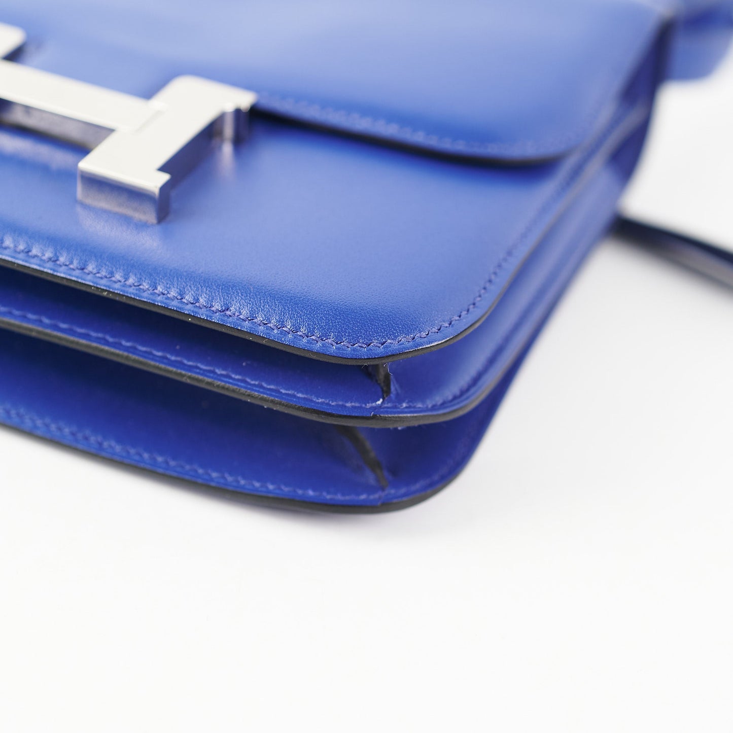 ITEM 29 - Hermes 18 Mini Constance Electric Blue A Stamp