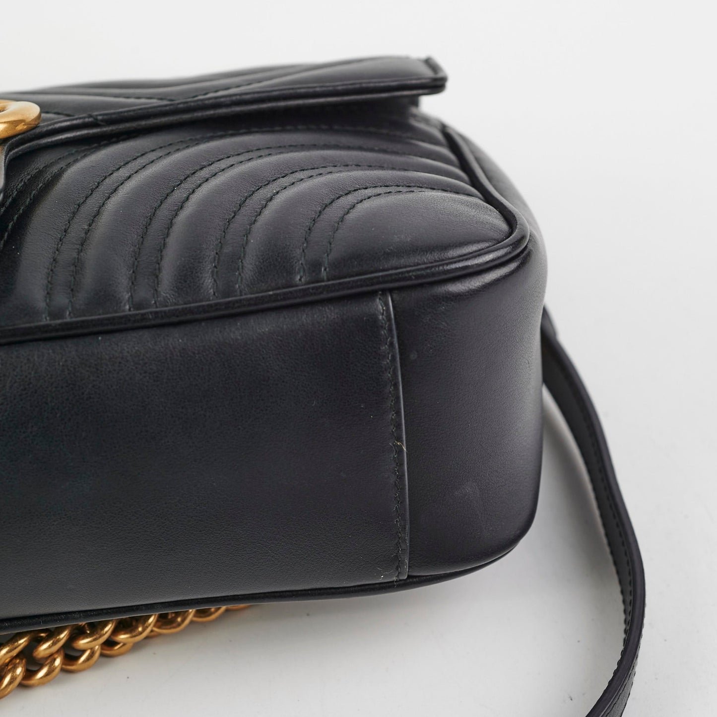 HOLD Gucci Marmont Small Black Shoulder Bag