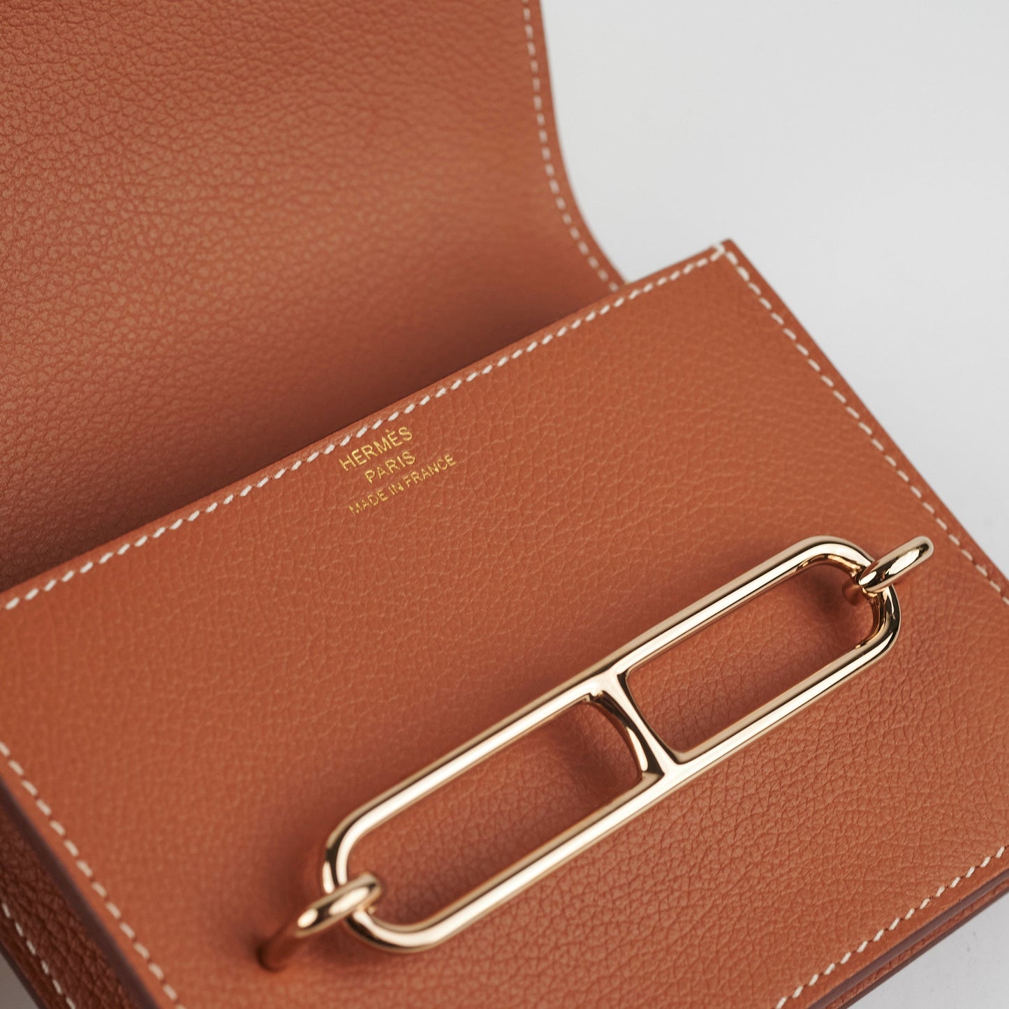 ITEM 37 - Hermes Roulis Slim Compact Gold Evercolour - B Stamp