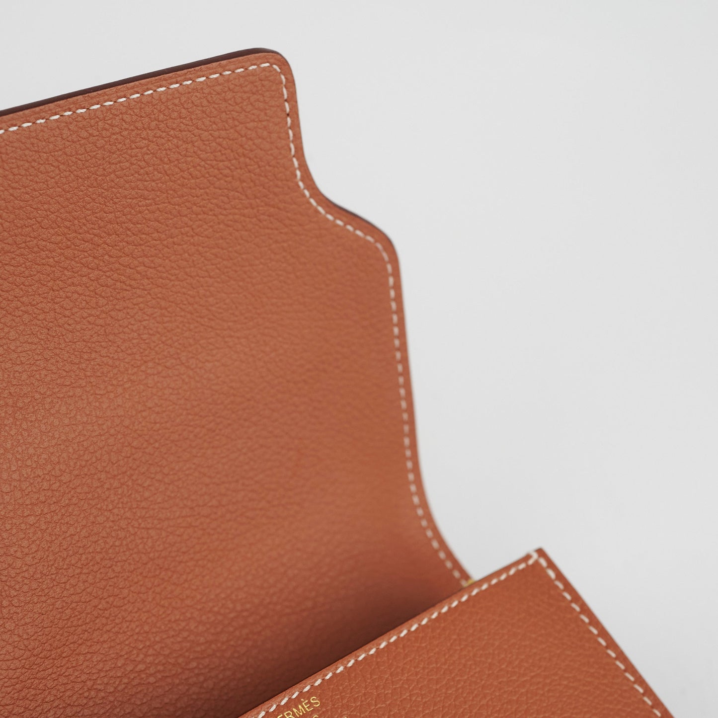 ITEM 37 - Hermes Roulis Slim Compact Gold Evercolour - B Stamp