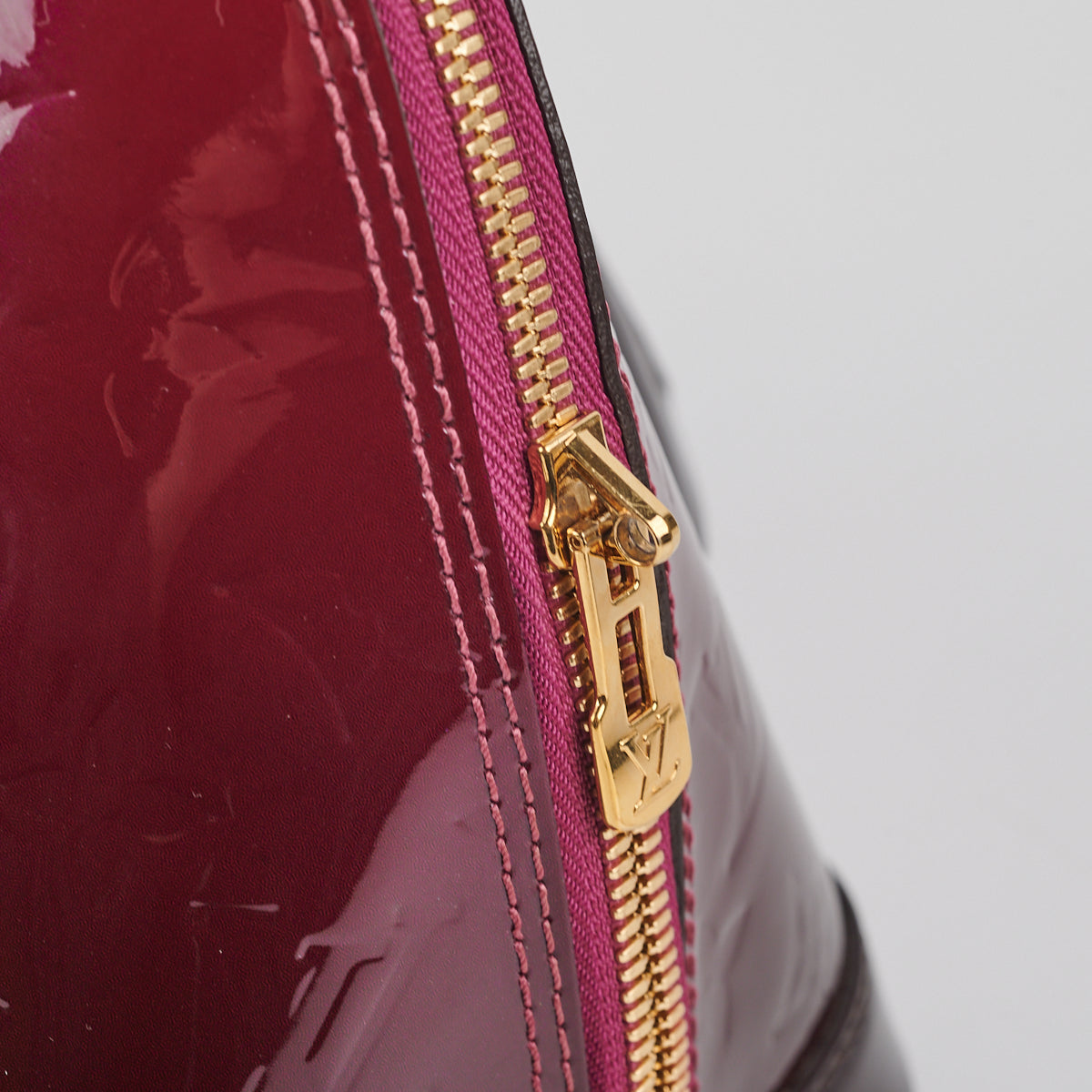 Louis Vuitton Alma PM Vernis Burgundy Ombre