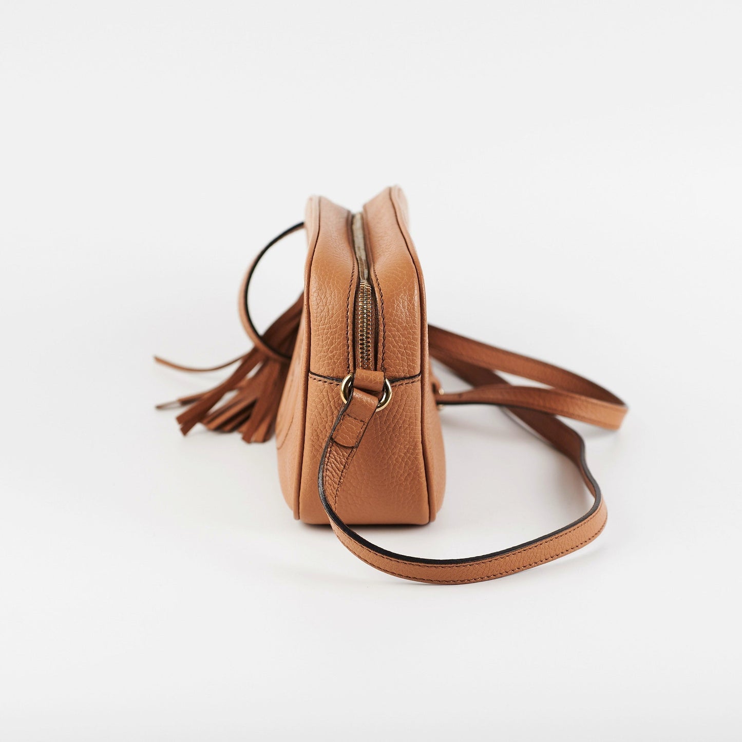 ITEM 28 - Gucci Soho Disco Dark Beige