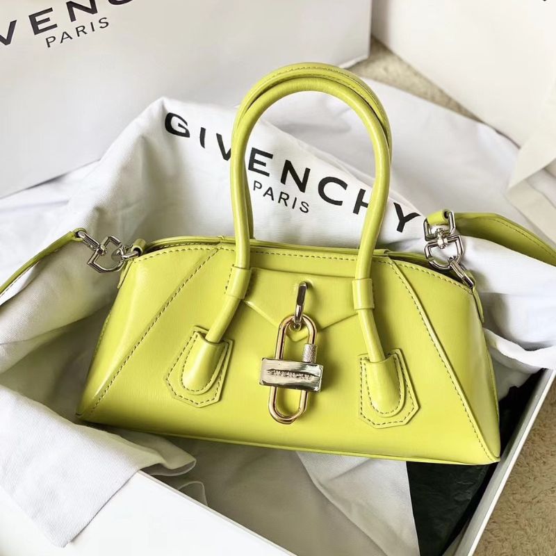 Givenchy Antigona Stretch Bag