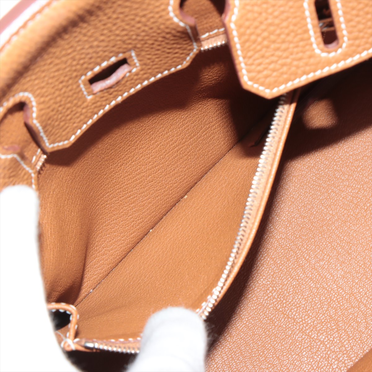 ITEM 33 - Hermes Birkin 25 Togo Gold - R Square