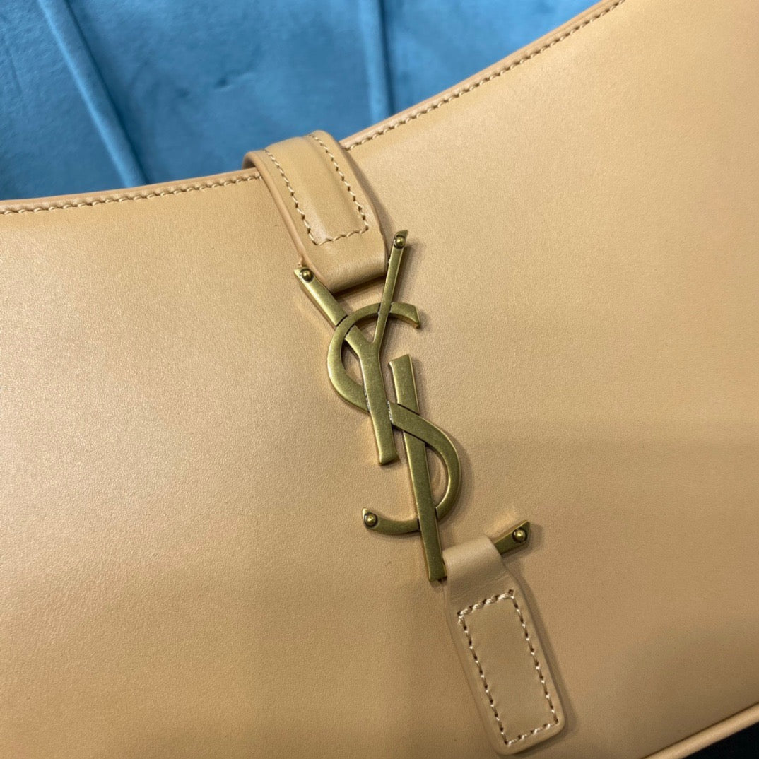 Top Quality Le 5 À 7 Hobo Bag In Smooth Beige For Women 9in/23cm YSL  6572282R20W9832
