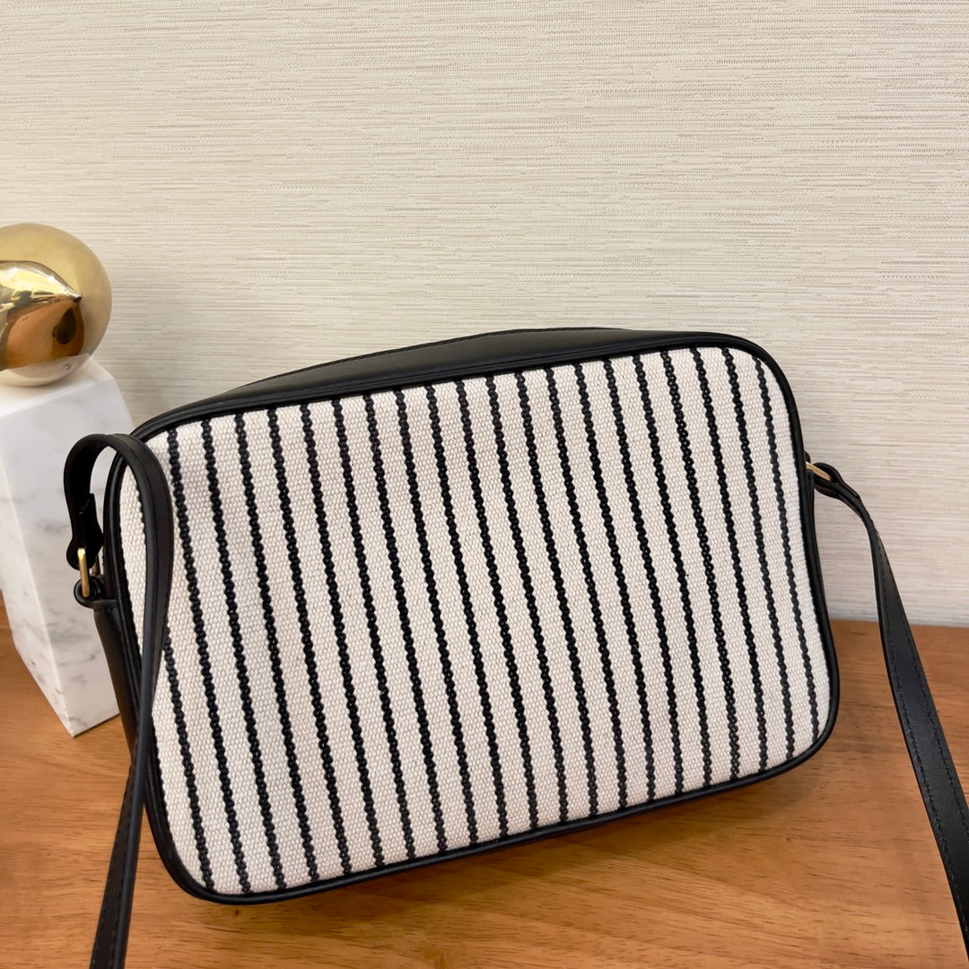 Top Quality Lou Camera Bag In Canvas Black And White For Women 9in/23cm YSL 612542FAACG9583