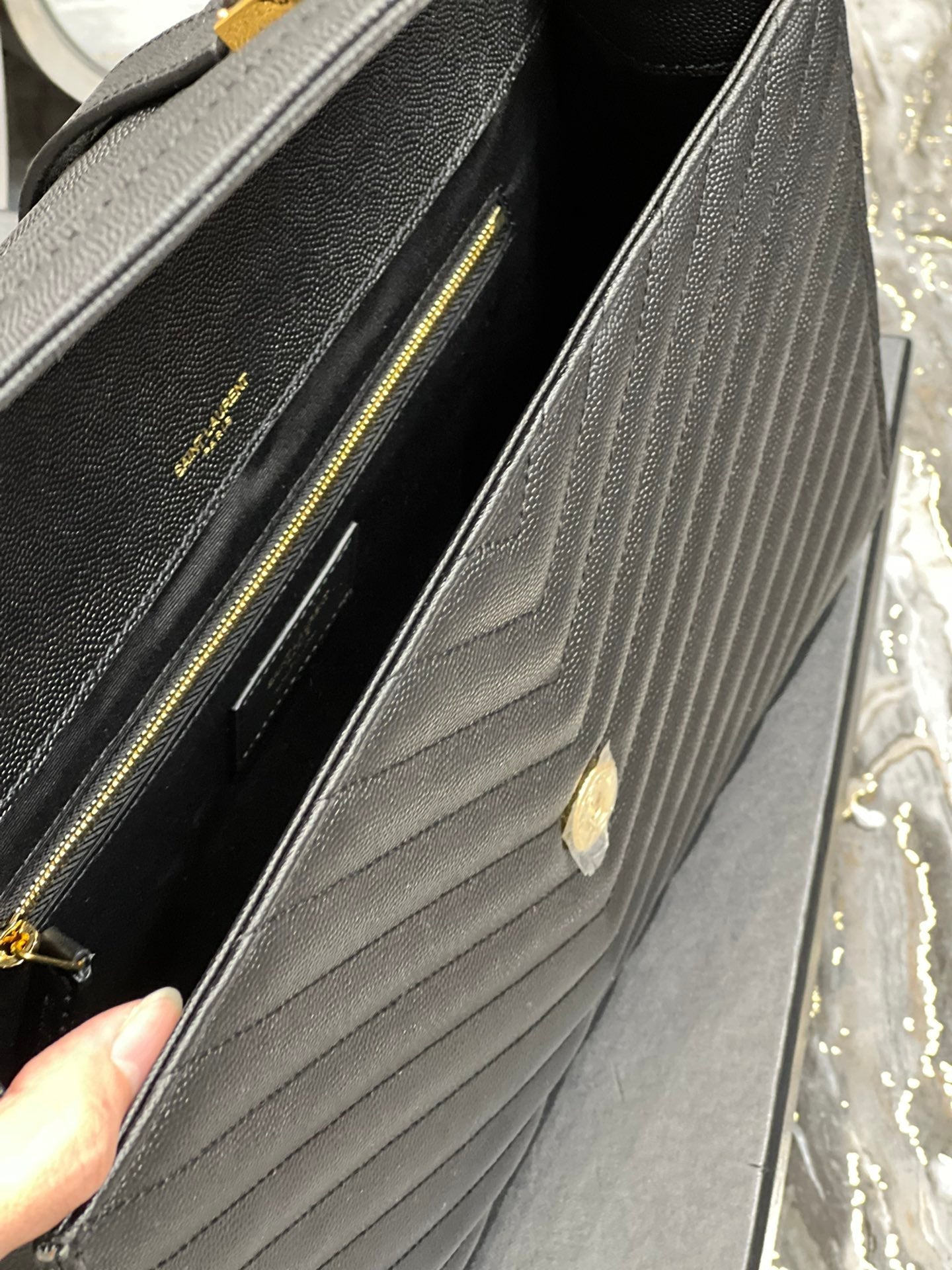 Top Quality College Large Chain Bag Black For Women 12.6in/32cm YSL 600278BRM071000