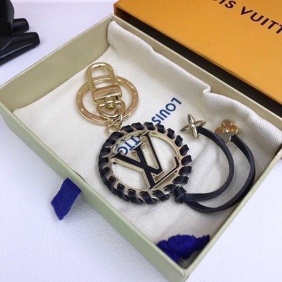 EN - Lux Keychains LUV 006