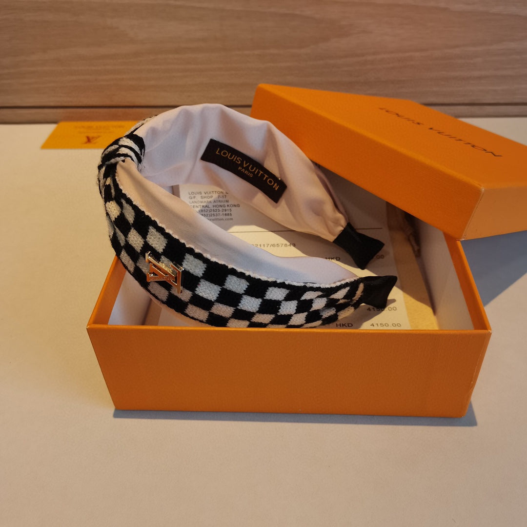 EN - Luxury Hair Band LUV 011