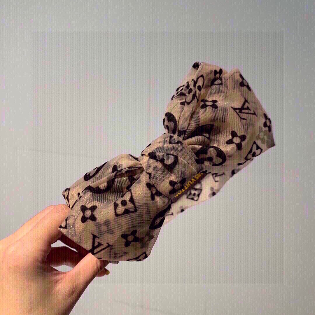 EN - Luxury Hair Band LUV 055