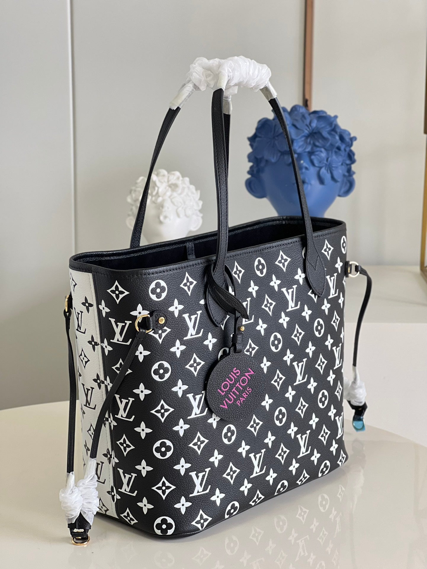 Top Quality Neverfull MM Monogram Empreinte Black/White For Women,  Tote Bags 12.2in/31cm Top Quality M46103