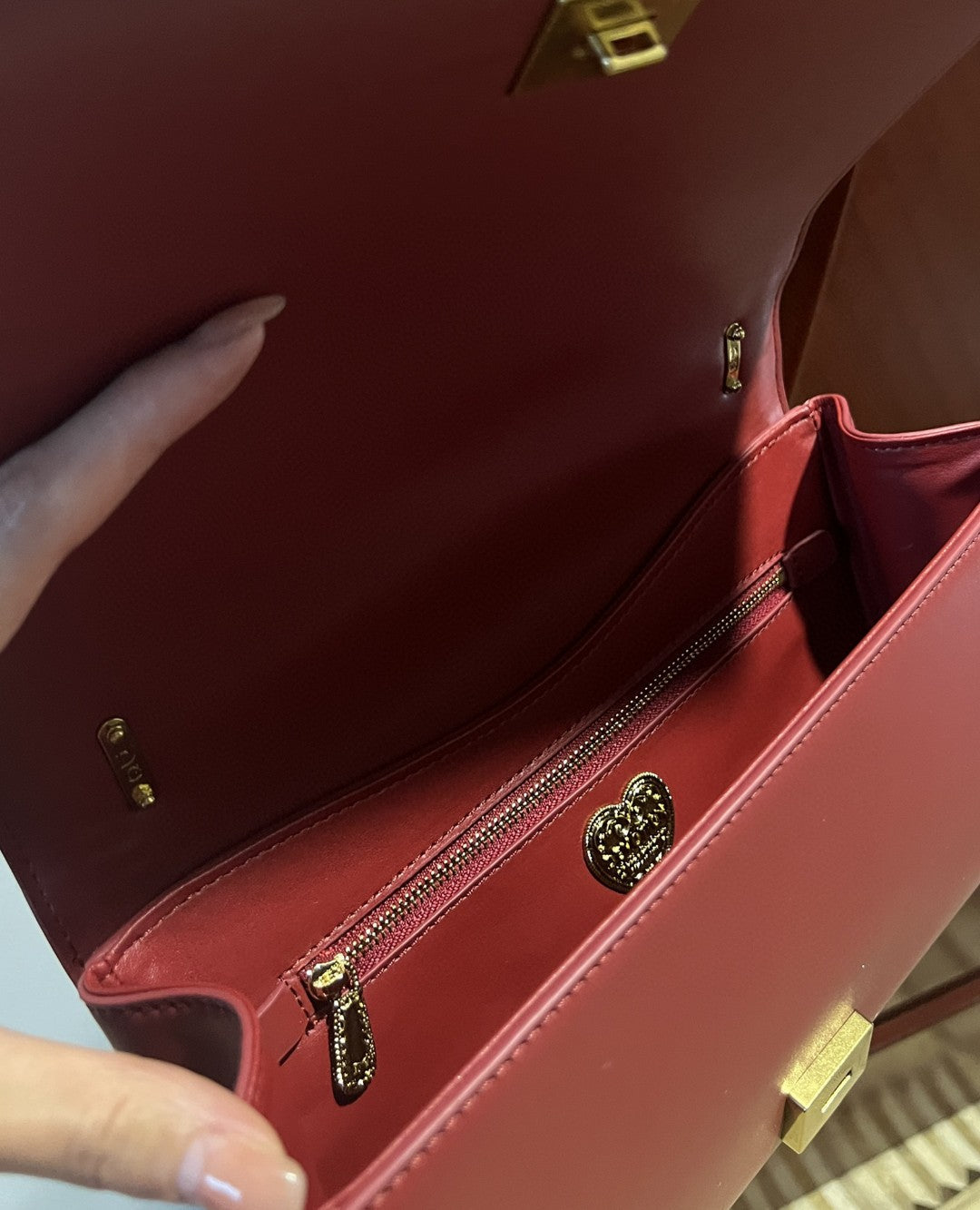 Top Quality Large Devotion Bag In Quilted Nappa Burgundy For Women 10in/26cm Top QualityÂ 