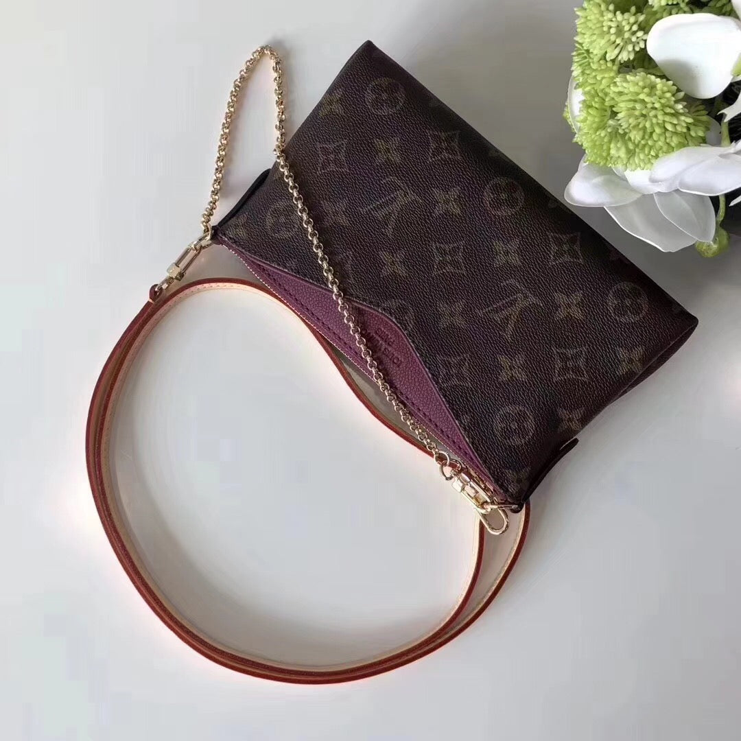 Top Quality Pallas Clutch Monogram Canvas Burgundy For Women, WoHandbag, Shoulder And Crossbody Bags 8.3in/21cm Top Quality M41639