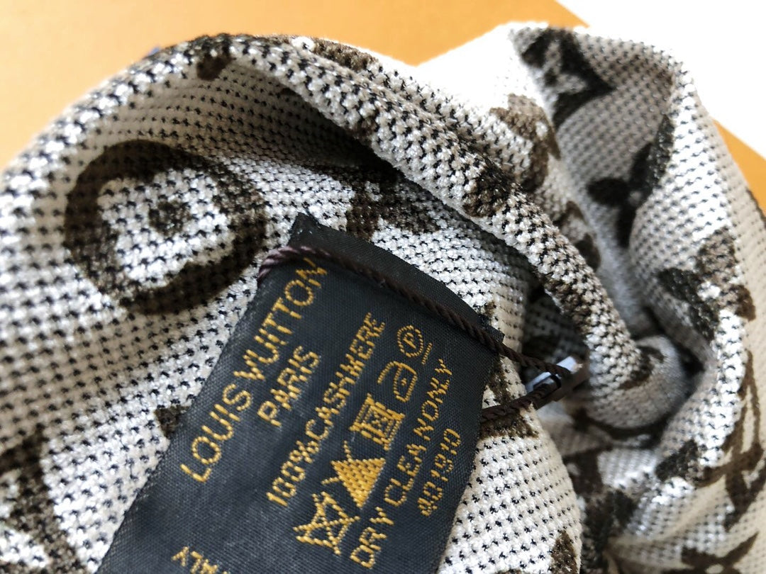 EN - Luxury Hair Band LUV 004