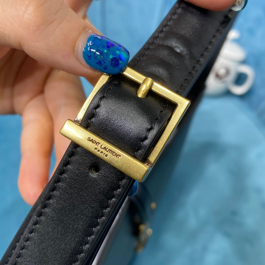 Top Quality Le 5 À 7 Hobo Bag In Smooth Black For Women 9in/23cm YSL 6572282R20W1000