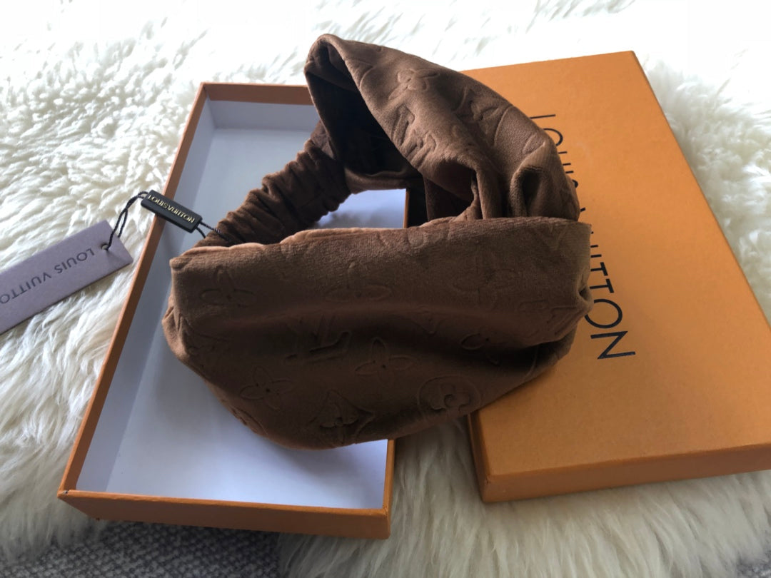 EN - Luxury Hair Band LUV 002