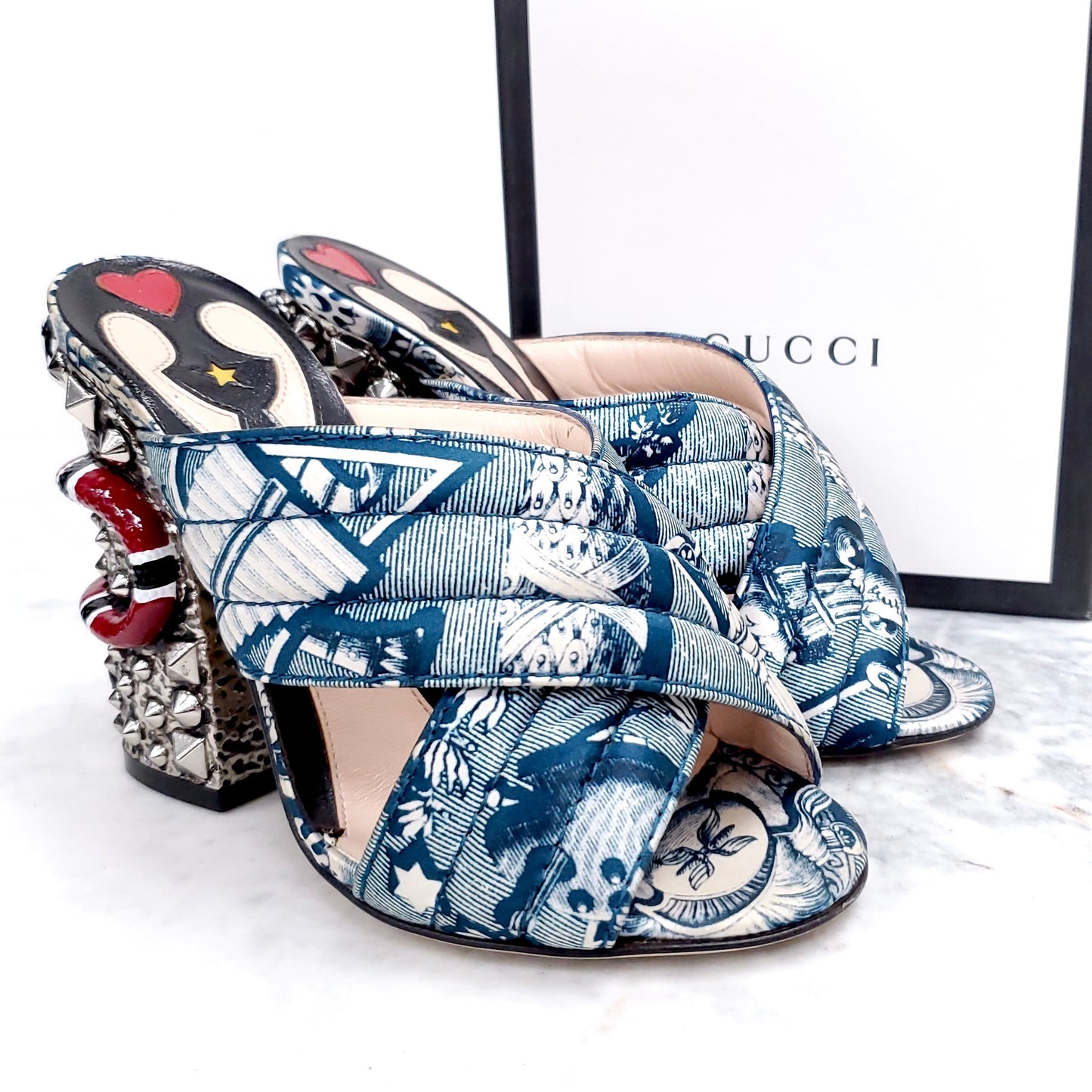 GUCCI BLUE HEELS WITH SNAKE - SIZE 34