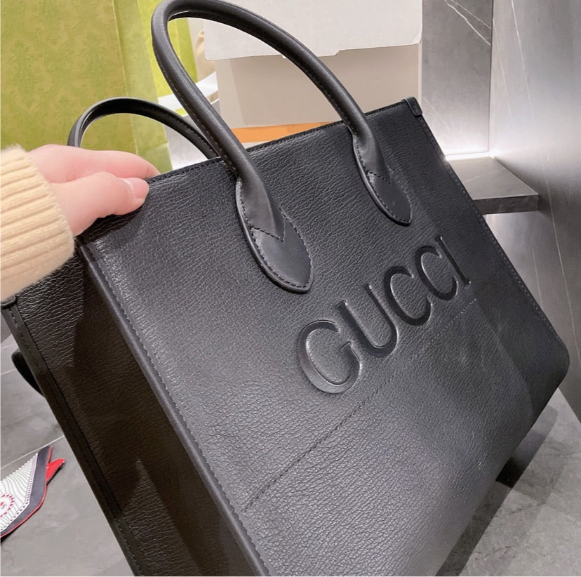 Large Black woman Gucci Handbag