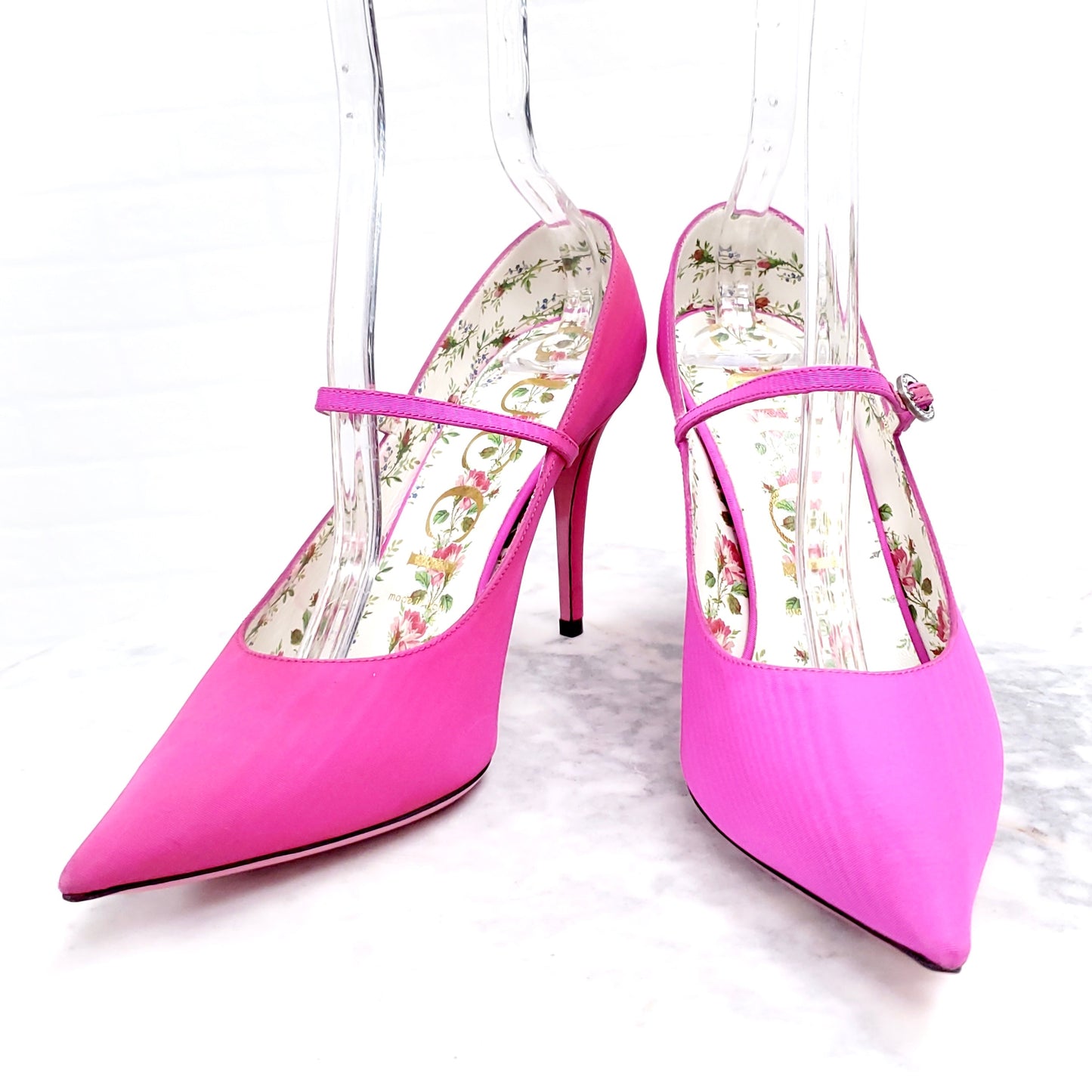 GUCCI PINK HEELS - SIZE 38.5