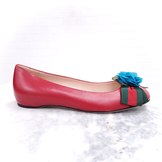 GUCCI FLATS WITH BOW DETAILS - SIZE 35.5