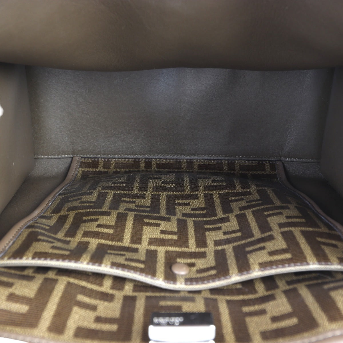 Fendi Peekaboo X Lite Medium