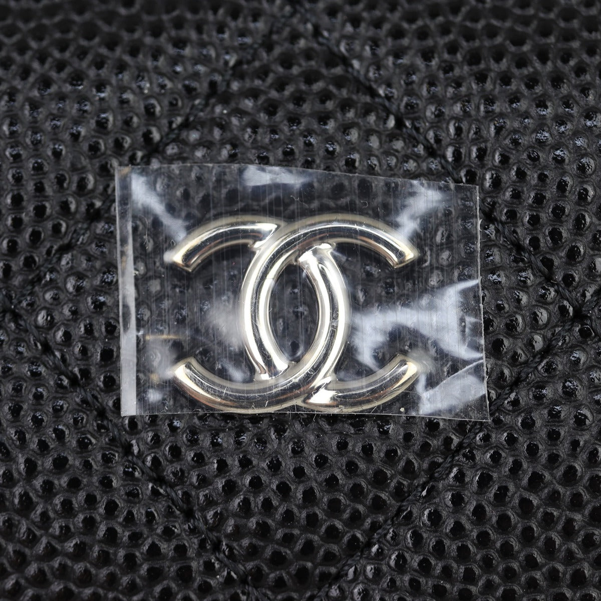 Chanel Classic O-Case Mini | Black
