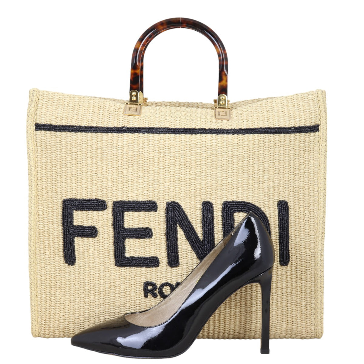 Fendi Sunshine Shopper Medium Raffia