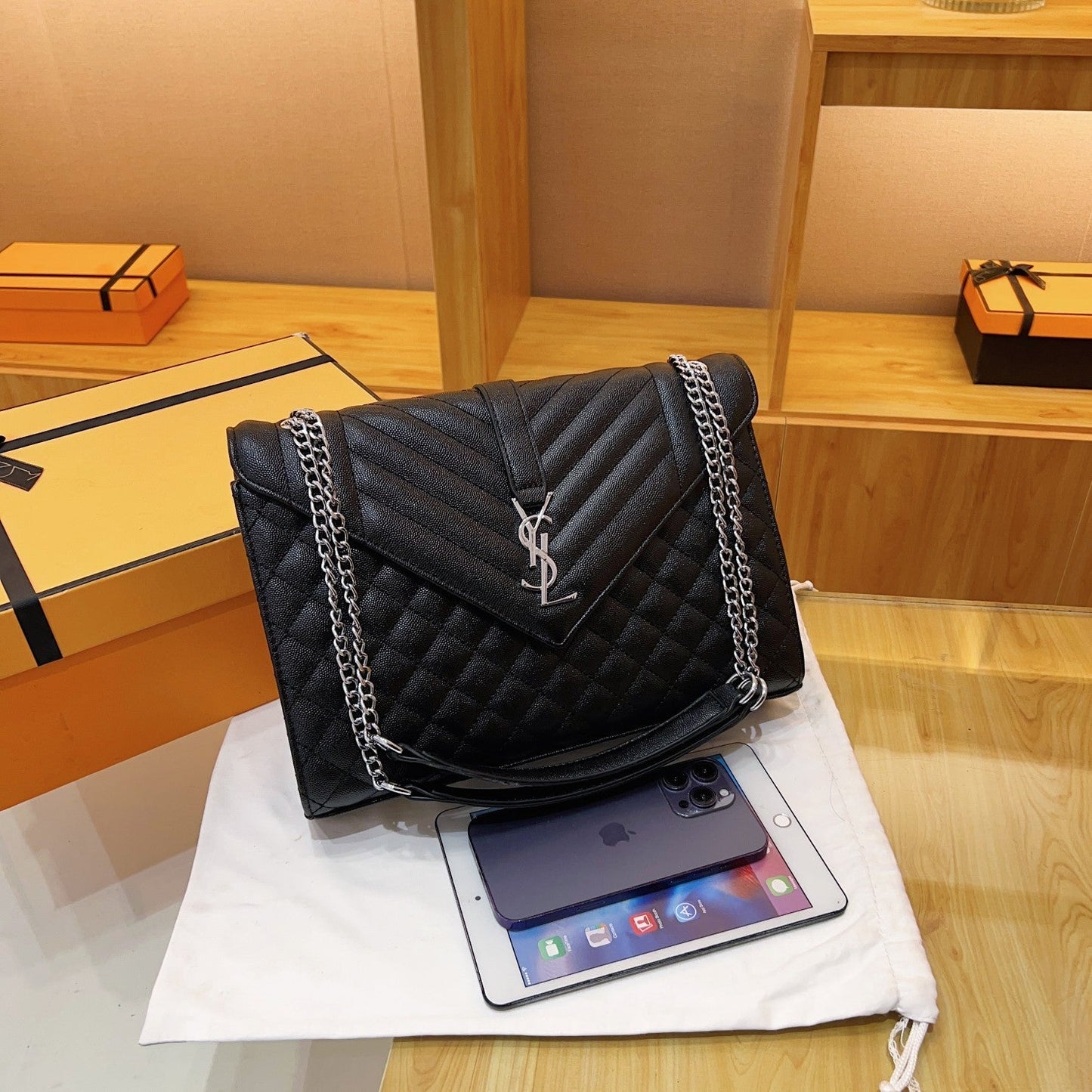 Ysl  Yves Saint Laurent Handbags