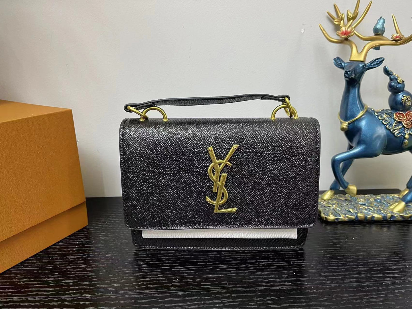Ysl  Yves Saint Laurent Handbags
